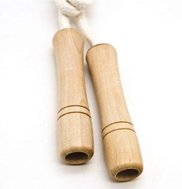 Скакалка с деревянной ручкой в хлопчатобумажной оплетке для детей Скакалка с деревянной ручкой в хлопчатобумажной оплетке для детей