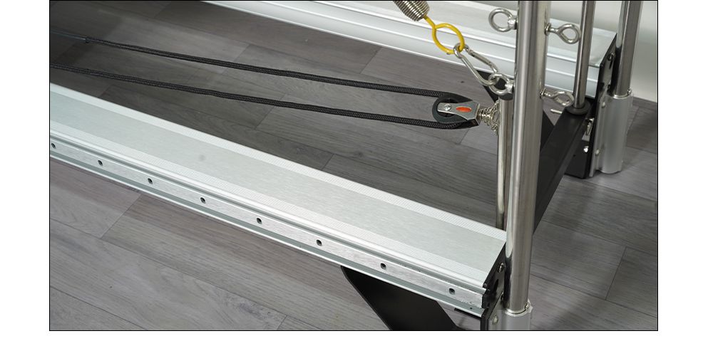 Тренажер для пилатеса из алюминиевого сплава с полотенцем Тренажер для пилатеса из алюминиевого сплава с полотенцем