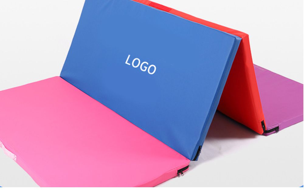 Гимнастический коврик из полиуретана Гимнастический коврик из полиуретана