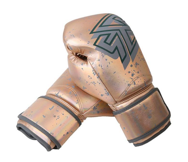 Перчатки с пряжками из искусственной кожи