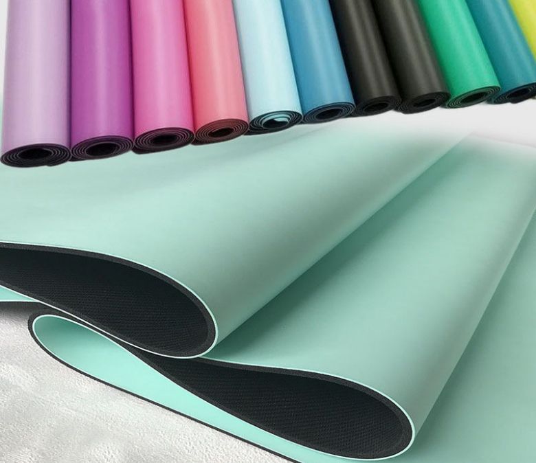 Коврик для йоги из искусственной резины высокой плотности с превосходным сцеплением для горячей йоги