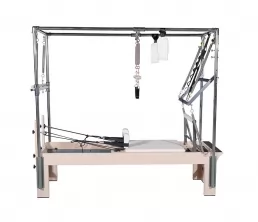 Студия пилатеса Maple Wood Pilates Cadillac Reformer