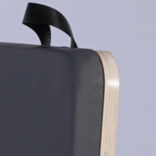 Вы можете выбрать микрофибру (1/1,2 мм) или искусственную кожу, а также мы можем изготовить кожу со сферической текстурой, которая отличается от гладкой поверхности базовой модели. Бесплатная лазерная печать логотипа для более чем 5 единиц.